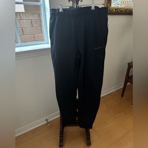 Nike Black  Athletic Sweatpants Fleece Interior Size M and New with Tags